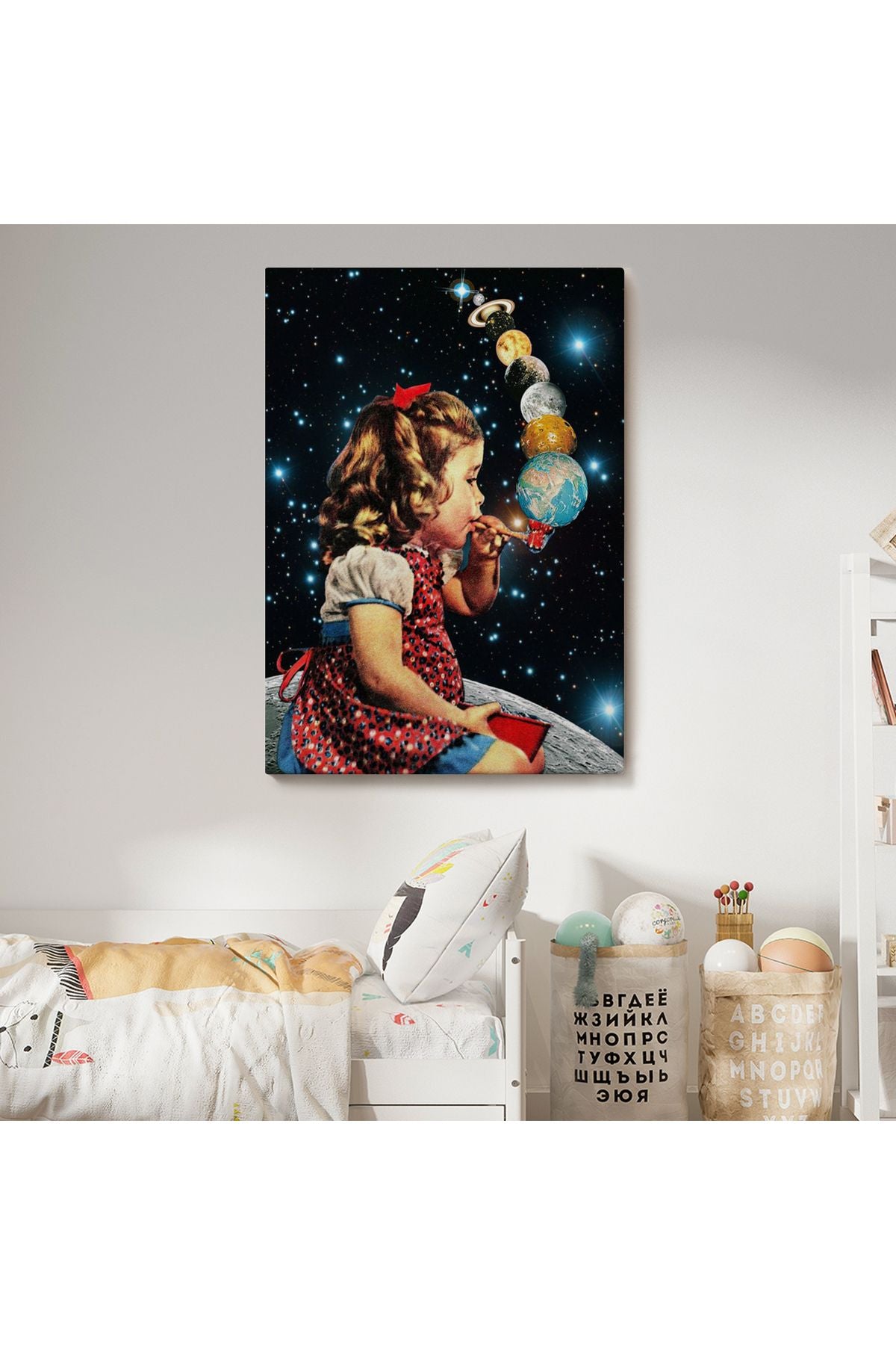 Galaksiler İle Oynayan Kız Çocuğu Tablosu-6042