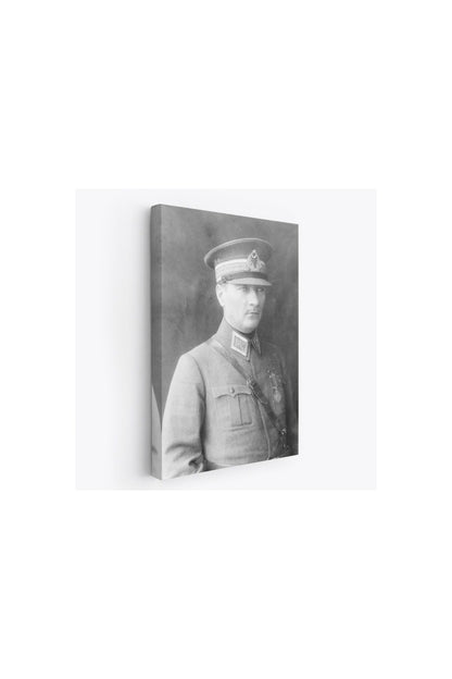 Atatürk Portre Tablosu Mustafa Kemal Atatürk Dikdörtgen Dekoratif Kanvas Tablo-cv-75