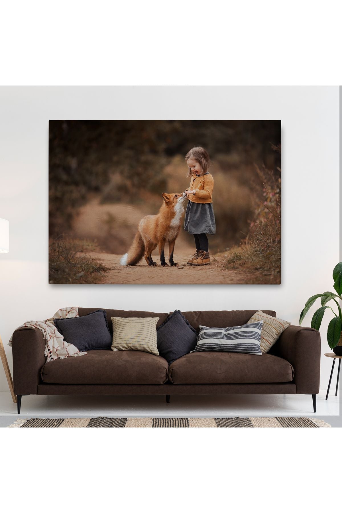 HG Küçük Kız ve Tilki Dekoratif Kanvas Tablo 1147
