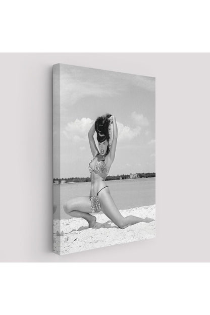 Leopar Bikinili Bettie Page Duvar Tablosu-6053